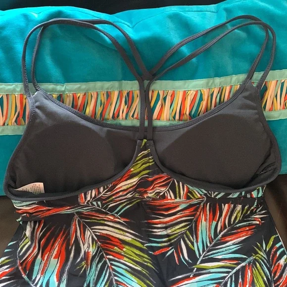 🌞3/$20 Colorful Mossimo Tankini Top - Picture 3 of 4